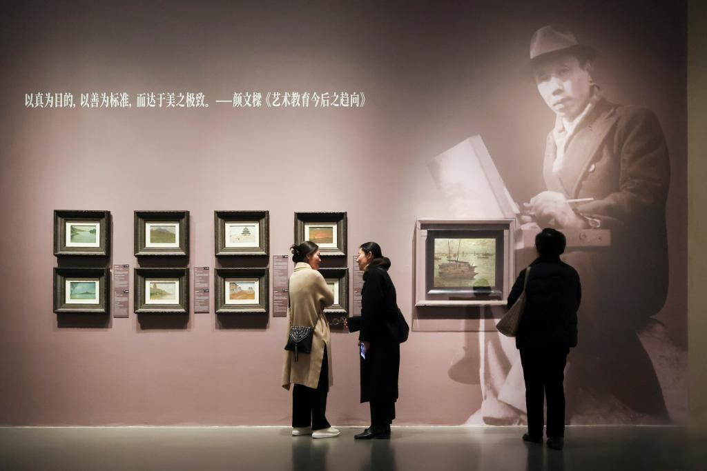 刘海粟与颜文樑现代美术教育大展在上海开幕