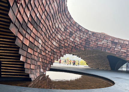 “云品鉴” 美术馆馆长线上讲解美术作品