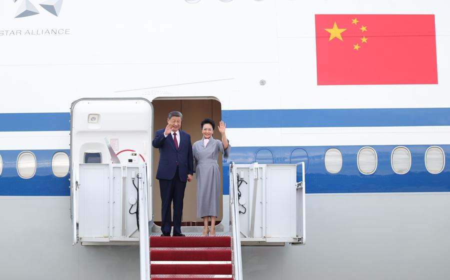 习近平抵达华盛顿对美国进行国事访问
