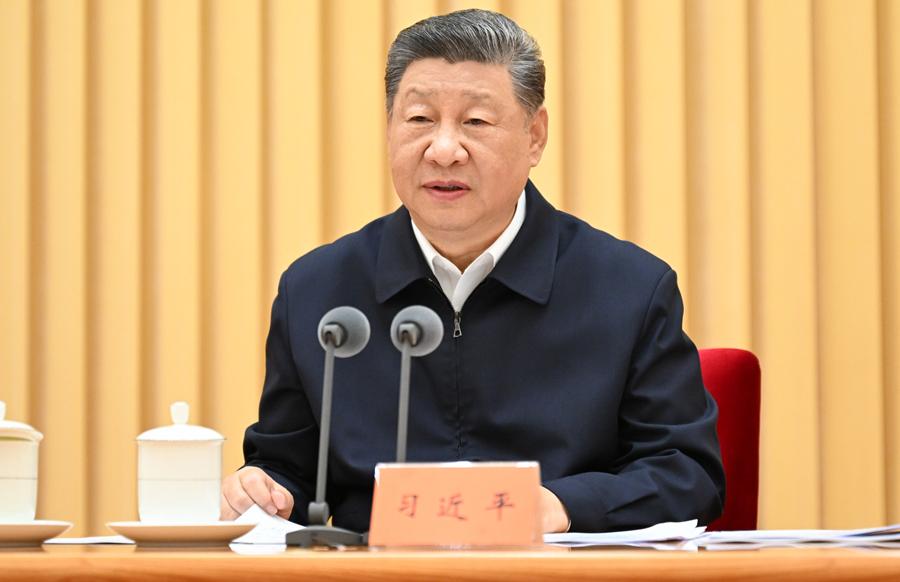 习近平出席全国卫生与健康大会并发表重要讲话